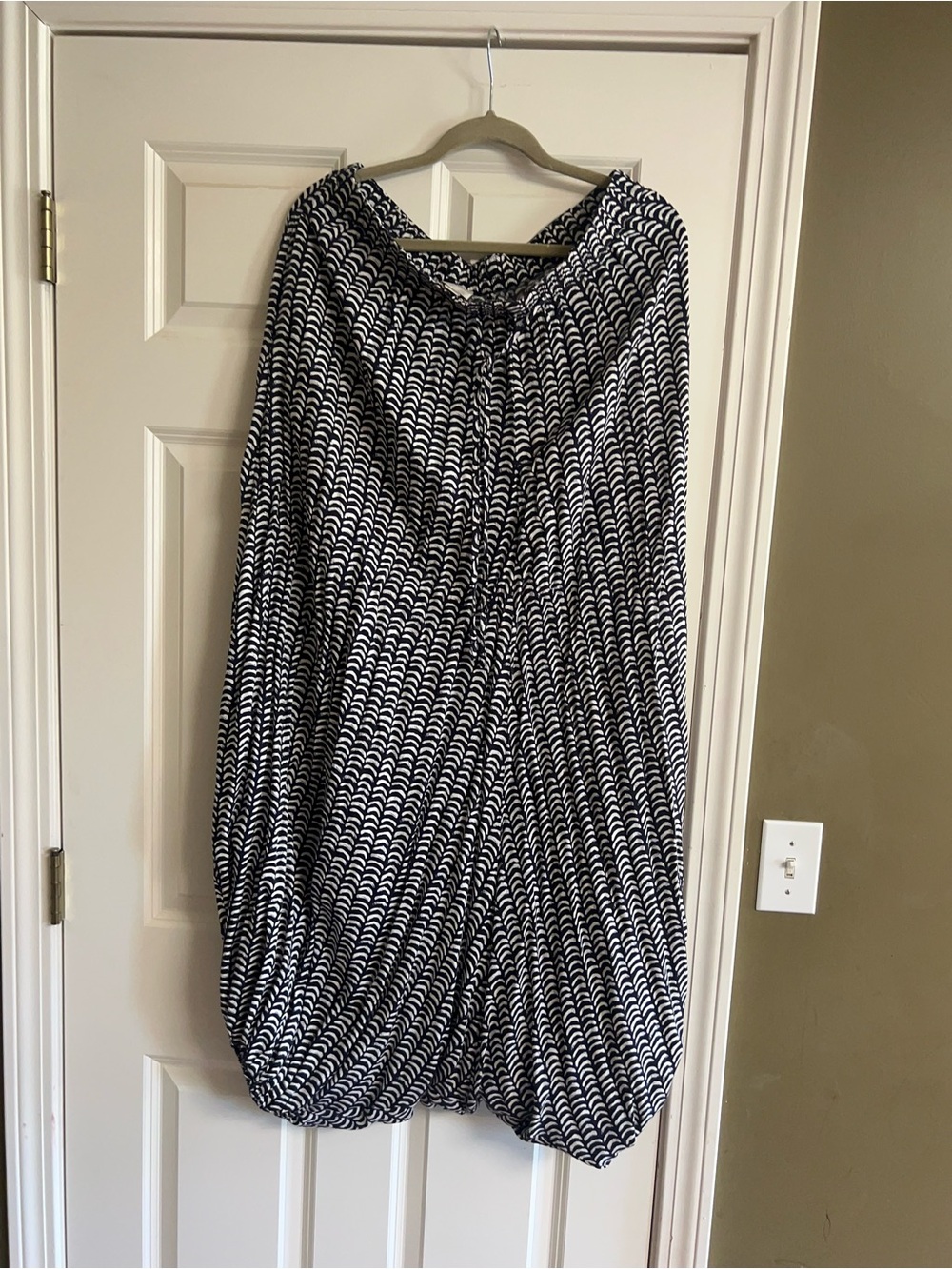 Maeve Navy and White Wave-Print Pants